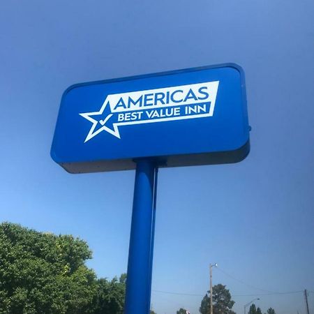 Americas Best Value Inn Woodward At 8Th St Экстерьер фото
