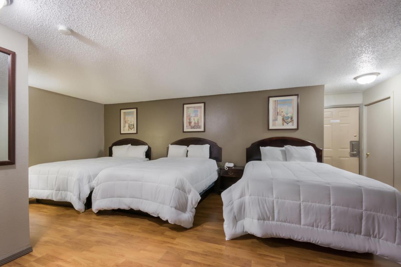 Americas Best Value Inn Woodward At 8Th St Экстерьер фото